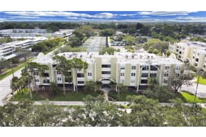 4681 1ST STREET, ST PETERSBURG, FL 33703 - MLS#MFRTB8425851