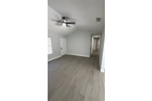 202 14TH PLACE, GAINESVILLE, FL 32601 - MLS#MFRTB8425882