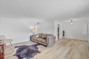 350 79TH AVENUE, ST PETERSBURG, FL 33702 - MLS#MFRTB8425883