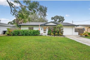 681 72nd Ave N, ST PETERSBURG