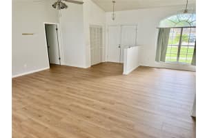 4523 COUNTY BREEZE DRIVE, NEW PORT RICHEY, FL 34653 - MLS#MFRTB8425918