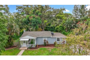 7902 49TH AVENUE, ST PETERSBURG, FL 33709 - MLS#MFRTB8425932
