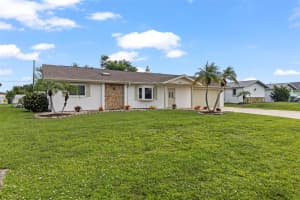 2434 LAKE VIEW BOULEVARD, PORT CHARLOTTE, FL 33948 - MLS#MFRTB8425954