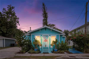 914 N 8th St N, ST PETERSBURG