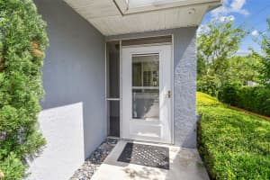 13636 LAKE POINT DRIVE, CLEARWATER, FL 33762 - MLS#MFRTB8425971
