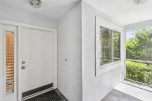 13636 LAKE POINT DRIVE, CLEARWATER, FL 33762 - MLS#MFRTB8425971