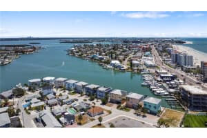 460 137TH AVENUE CIRCLE, MADEIRA BEACH, FL 33708 - MLS#MFRTB8426027