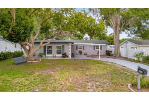 2918 19TH PLACE, LARGO, FL 33774 Sold 01/23/26