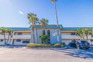 12000 Capri Cir S #16, TREASURE ISLAND