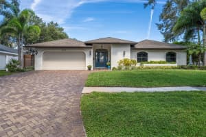 657 RIVIERA BAY DRIVE, ST PETERSBURG, FL 33702 - MLS#MFRTB8426045