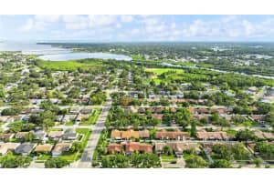 2002 MONTEGO COURT, OLDSMAR, FL 34677 Sold 12/05/25
