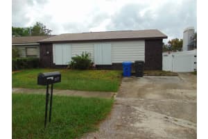 1207 Mohrlake Dr, BRANDON