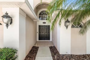 5542 AVENUE DU SOLEIL, LUTZ, FL 33558 - MLS#MFRTB8426100