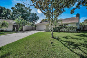 8840 MAGNOLIA PLACE, SEMINOLE, FL 33777 - MLS#MFRTB8426113