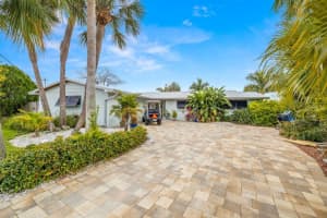 8728 BAY CREST LANE, TAMPA, FL 33615 - MLS#MFRTB8426214