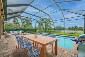 5011 Crystal Beach Dr, WIMAUMA