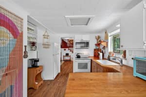 32847 PENNSYLVANIA AVENUE, SAN ANTONIO, FL 33576 Sold 11/03/25