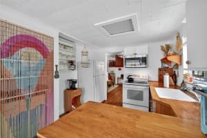 32847 PENNSYLVANIA AVENUE, SAN ANTONIO, FL 33576 Sold 11/03/25