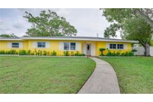 1729 Kenilworth Dr, CLEARWATER