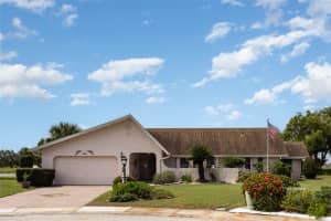 305 CRANSTON PLACE, SUN CITY CENTER, FL 33573 - MLS#MFRTB8426538