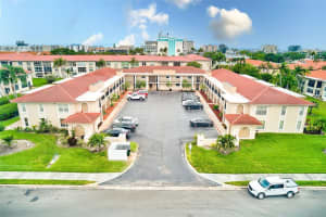 10280 Imperial Point Dr W #7, LARGO