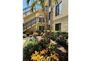 6372 PALMA DEL MAR BOULEVARD, ST PETERSBURG, FL 33715 Sold 10/17/25