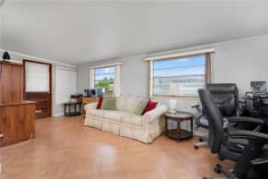 680 52ND WAY, ST PETERSBURG, FL 33707 Sold 10/24/25