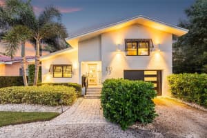 235 Snell Isle Blvd Ne, ST PETERSBURG