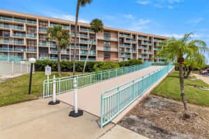 1 KEY CAPRI #104E, TREASURE ISLAND, FL 33706 - MLS#MFRTB8426789