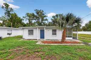 2425 Anastasia Dr, SOUTH DAYTONA