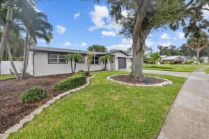5801 VENETIAN BOULEVARD, ST PETERSBURG, FL 33703 - MLS#MFRTB8426815