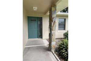 MLS# MFRTB8426823, Tampa, Florida 33615