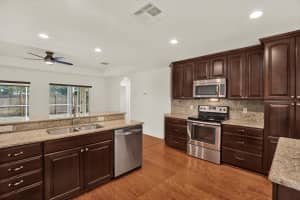 6059 105TH TERRACE, PINELLAS PARK, FL 33782 Sold 10/15/25