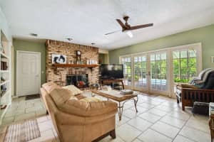 13104 WATERFORD RUN DRIVE, RIVERVIEW, FL 33569 - MLS#MFRTB8426873