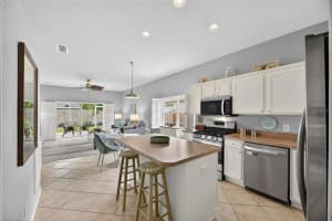6938 EXETER PARK PLACE, APOLLO BEACH, FL 33572 - MLS#MFRTB8426930