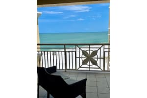 10 Papaya St #1204, CLEARWATER