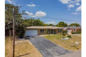 10911 CHEROKEE DRIVE, SEMINOLE, FL 33708 - MLS#MFRTB8426960