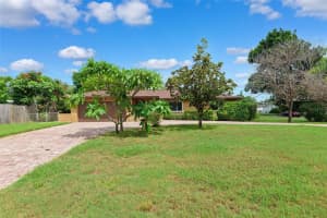 1701 PINELLAS POINT DRIVE, ST PETERSBURG, FL 33712 - MLS#MFRTB8427003