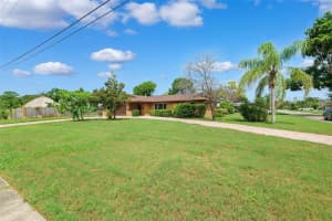 1701 PINELLAS POINT DRIVE, ST PETERSBURG, FL 33712 - MLS#MFRTB8427003