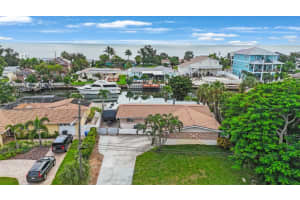 3560 BEACH DRIVE, ST PETERSBURG, FL 33705 - MLS#MFRTB8427017