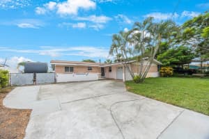 3560 BEACH DRIVE, ST PETERSBURG, FL 33705 - MLS#MFRTB8427017