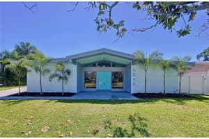 5048 43rd St S, ST PETERSBURG