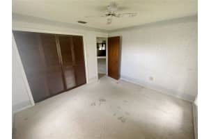 5325 CREEKMUR DRIVE, LAKELAND, FL 33812 - MLS#MFRTB8427105