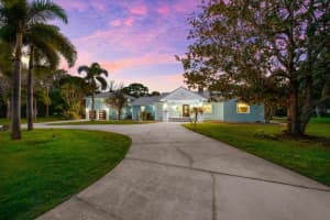768 Seminole Blvd, TARPON SPRINGS