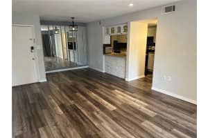 895 VILLAGE DRIVE, ST PETERSBURG, FL 33716 - MLS#MFRTB8427157