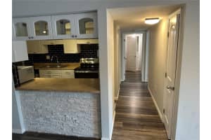 895 VILLAGE DRIVE, ST PETERSBURG, FL 33716 - MLS#MFRTB8427157