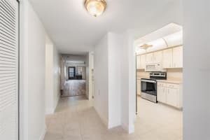 2020 LAKEVIEW DRIVE, CLEARWATER, FL 33763 - MLS#MFRTB8427158