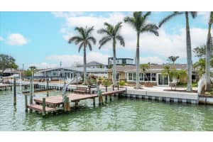 7991 1ST AVENUE, ST PETERSBURG, FL 33707 - MLS#MFRTB8427175