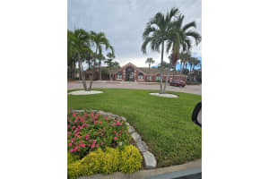 10265 GANDY BOULEVARD, ST PETERSBURG, FL 33702 Sold 09/30/25