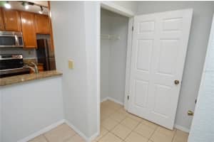 10265 GANDY BOULEVARD, ST PETERSBURG, FL 33702 - MLS#MFRTB8427241